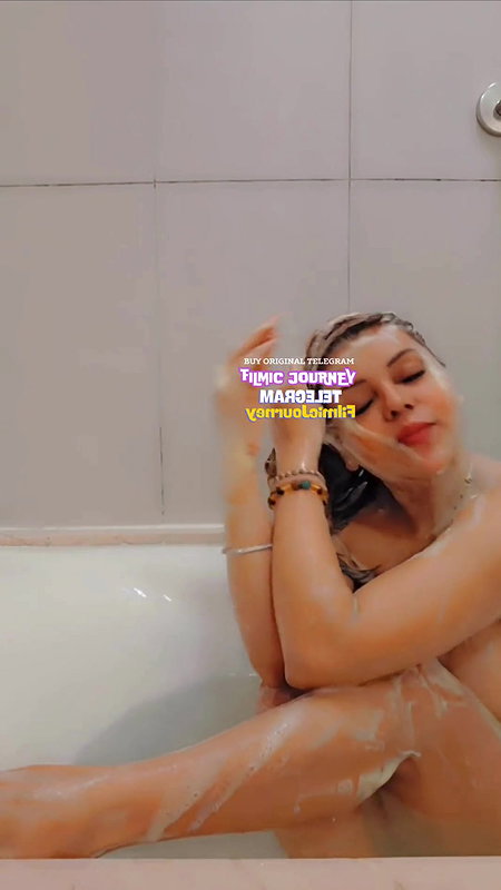 Indian live app girl nude bath with nipple slip