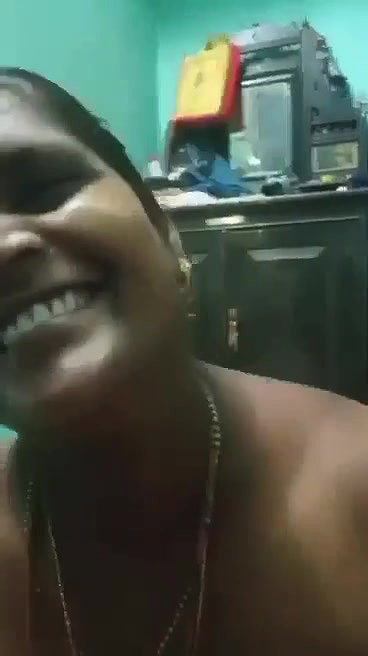 Tamil aunty sex pussy nude show to neighbor