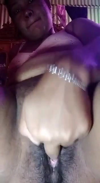 big pussy Desi fingering bhabhi viral nude