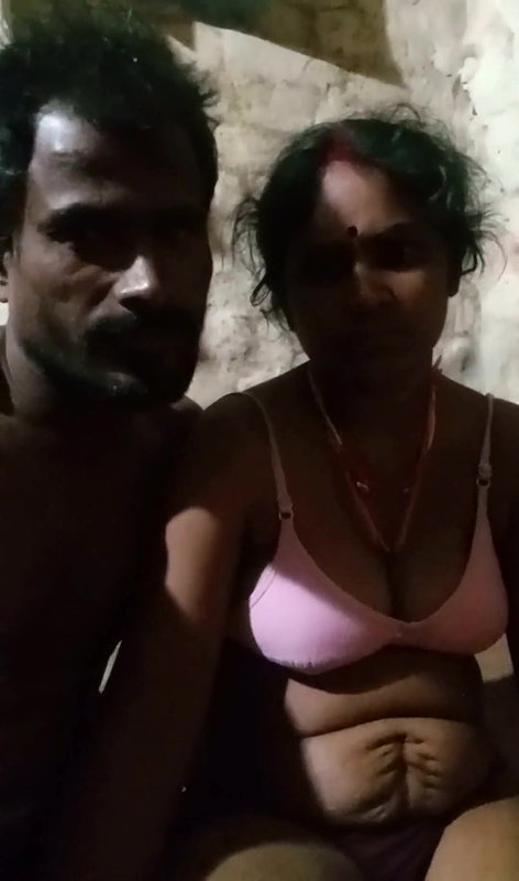 remote village bhabhi foreplay boob show to Devar