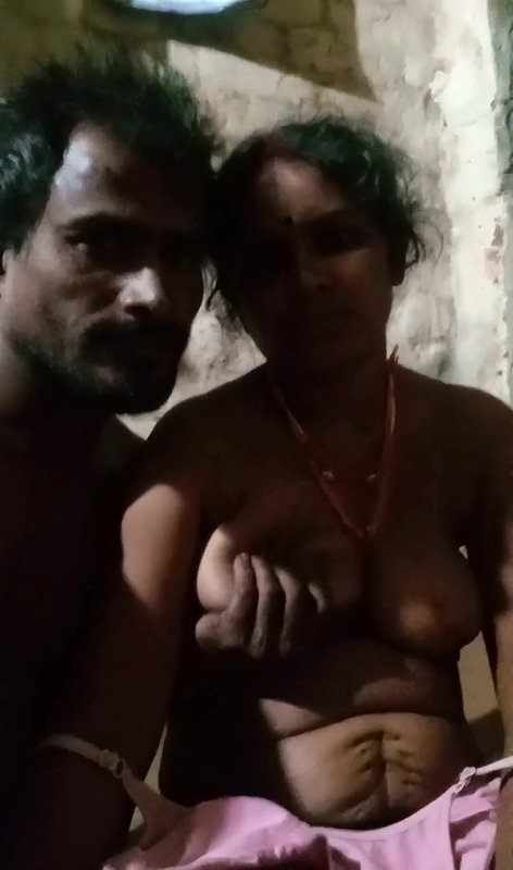 remote village bhabhi foreplay boob show to Devar