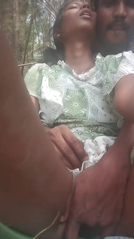 small boobs young mallu girl viral outdoor sex