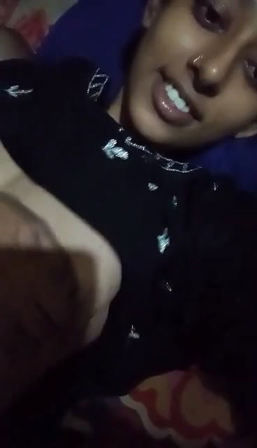 slim college sex GF showing small boobs in selfie
