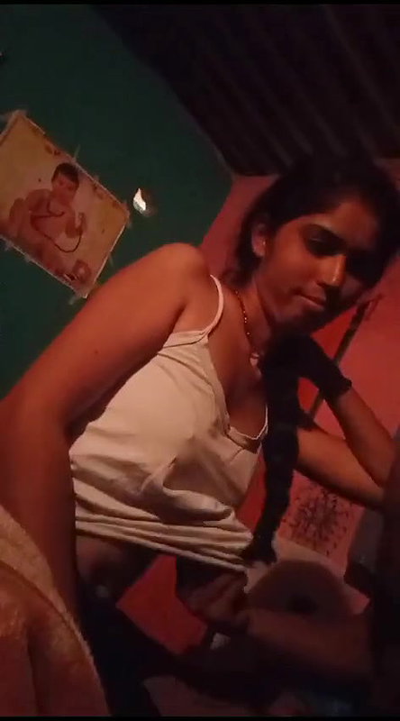 village wife boob press and sucking viral MMS
