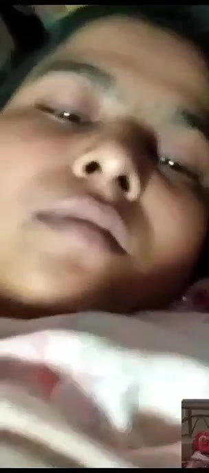 horny bhabhi huge melons on viral video call sex