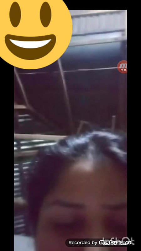 bhabhi showing melons on video call sex chat