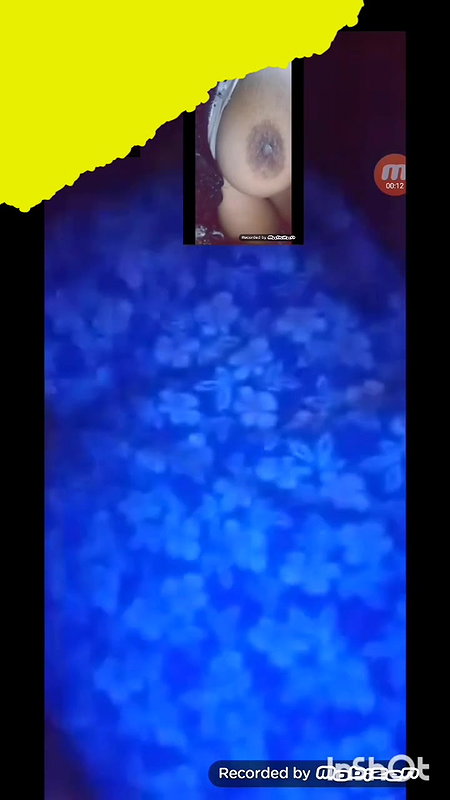 bhabhi showing melons on video call sex chat