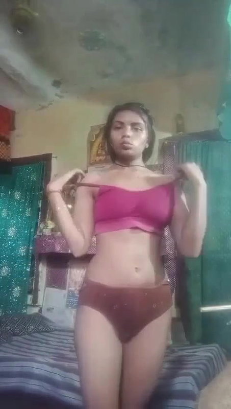 Desi village girl stripping inner viral fsiblogs