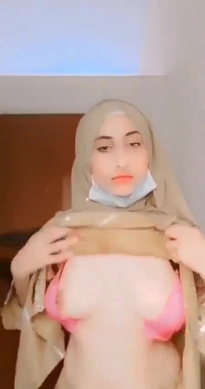 Bangladeshi sex hijab girl topless video making