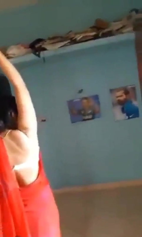 Bhabhi Sucking Dick