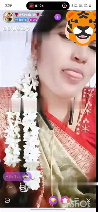Shruthi Showing pussy