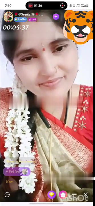 Shruthi Showing pussy