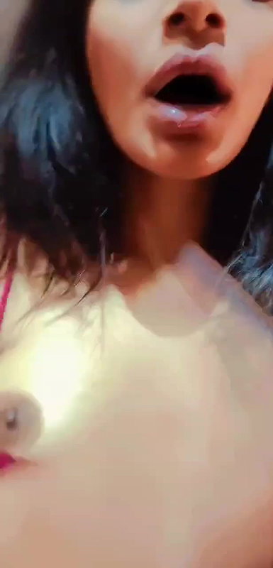 hot gf nude show and masturbation