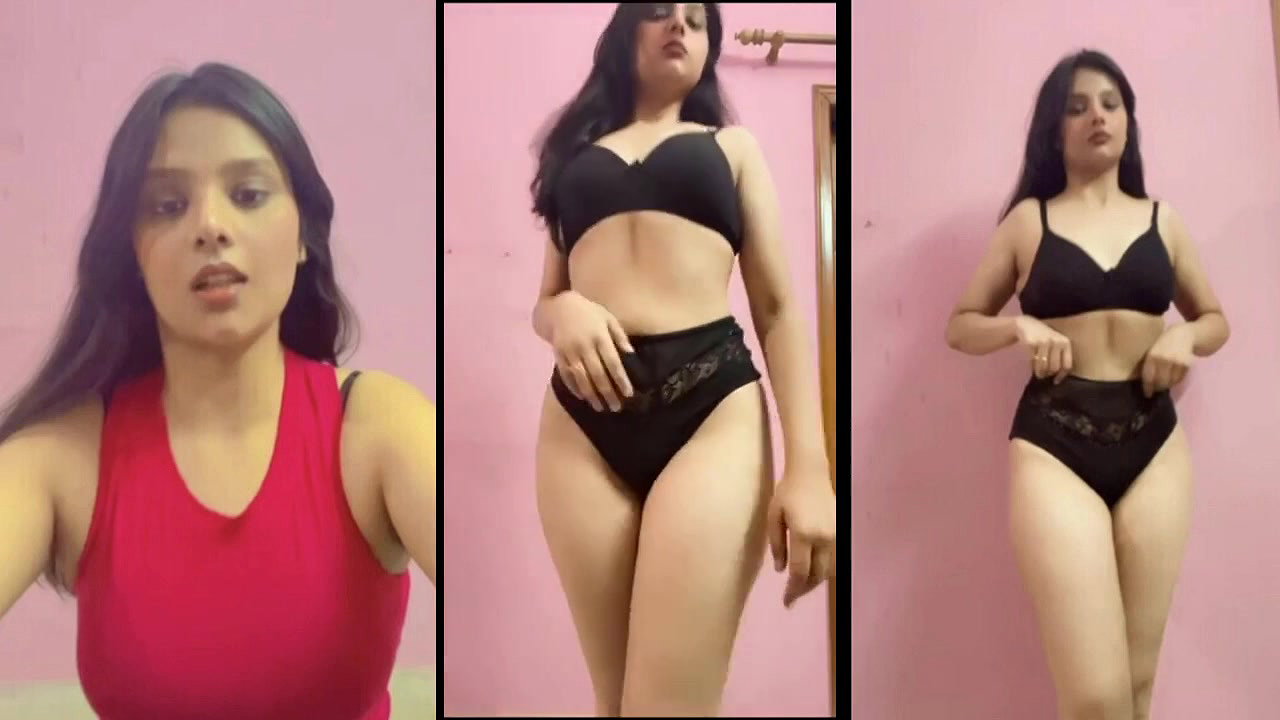 Extremely Beautiful Sexy Indian Girl Stripping Fully Nude Teasing Dont Miss