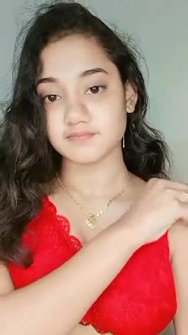 New update video of Indian college girl fingering