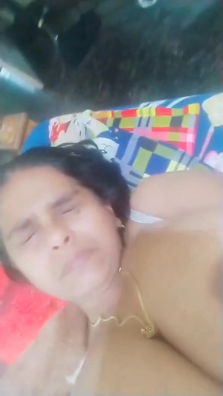 Big Boobs Horny Mallu Aunty Fully Nude Showing