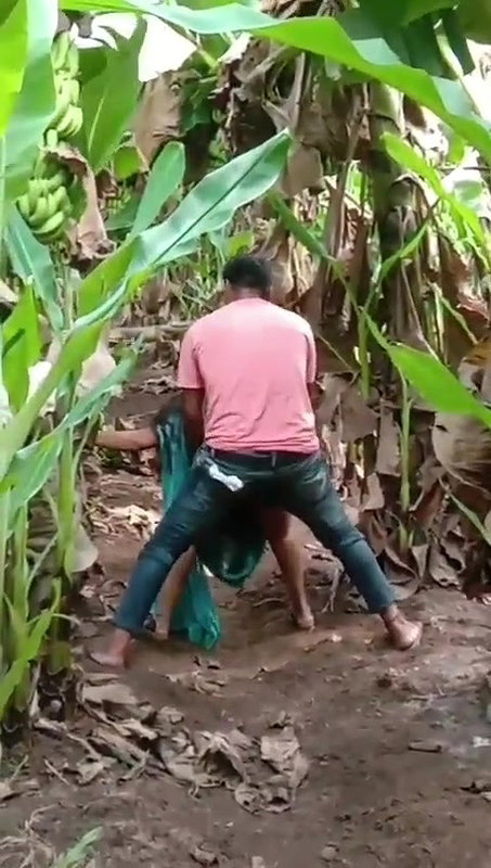 mallu wife outdoor sex at backyard of house
