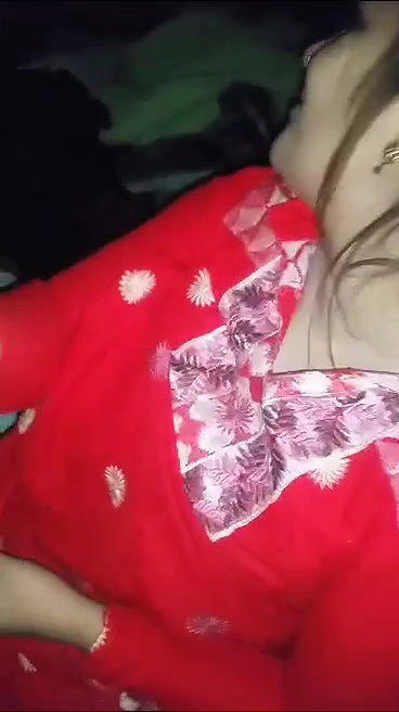 randi showing big boobs with Punjabi audio