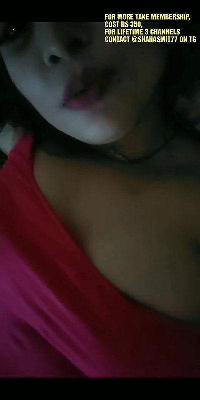 Bengali hottie boobs show on Tango live show