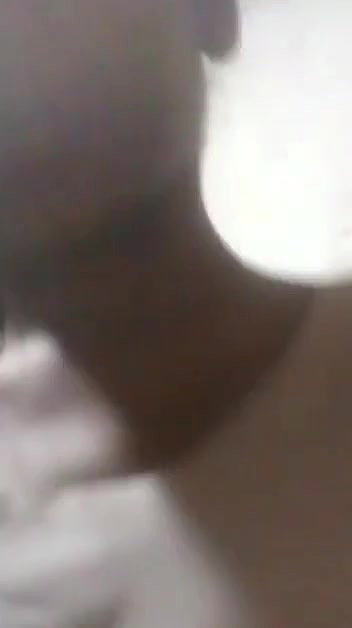 dildo masturbating girl in viral Srilankan sex