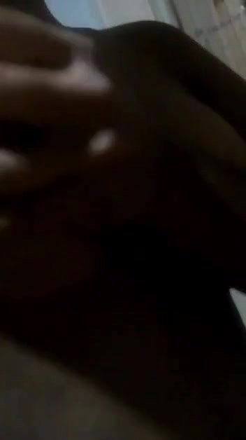 dildo masturbating girl in viral Srilankan sex