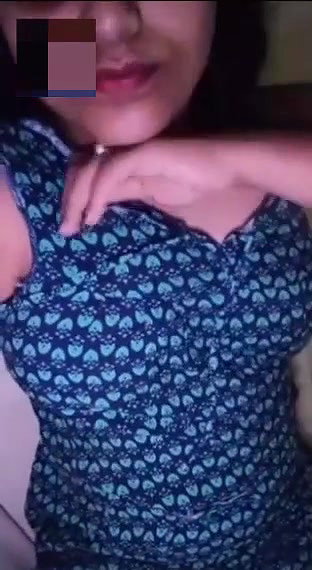 Tango live cam nude sexy boobs show of Tina Roy