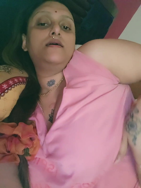 horny live cam aunty Desi fingering black pussy