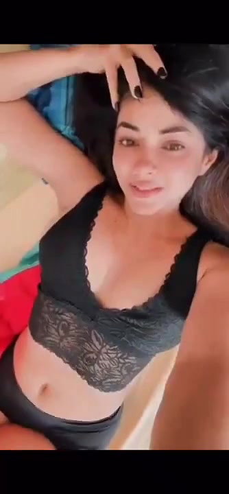 actress Meera Chopra leaked viral app show