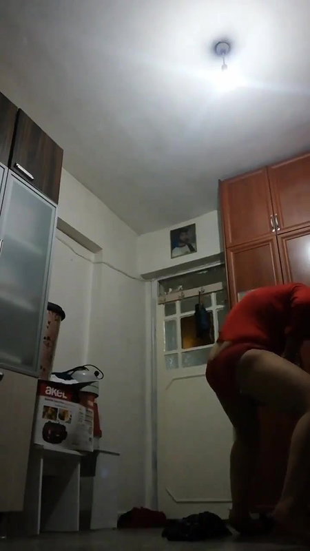 chubby aunty dress change on viral hidden sex