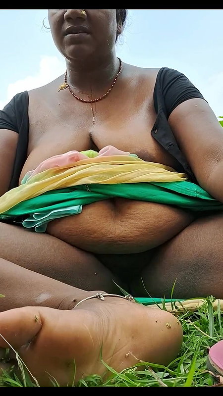Desi randi outdoor sex naked with local guy