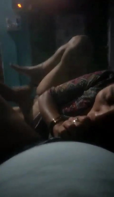 vilage bhabhi Desi blowjob and incest viral sex
