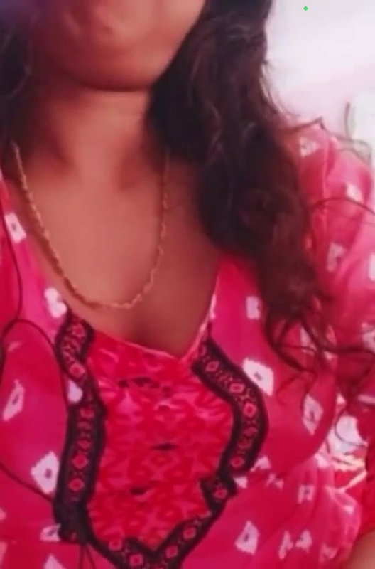 girlfriend pulling big boobs out from dress