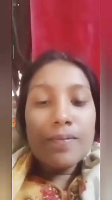 cute girl tiny boobs showing viral Desi MMS