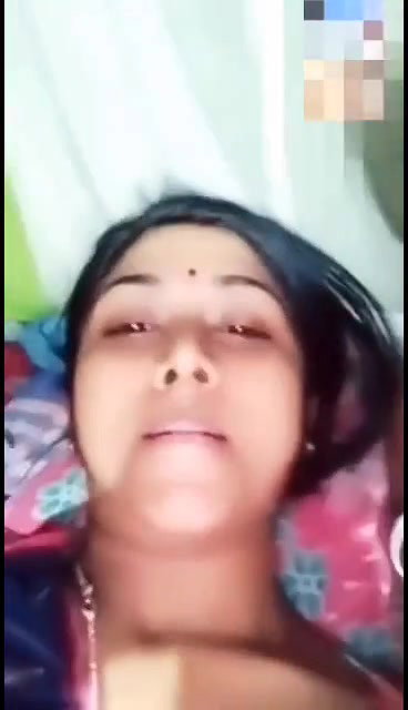 lesbian MILF nude video call show for money