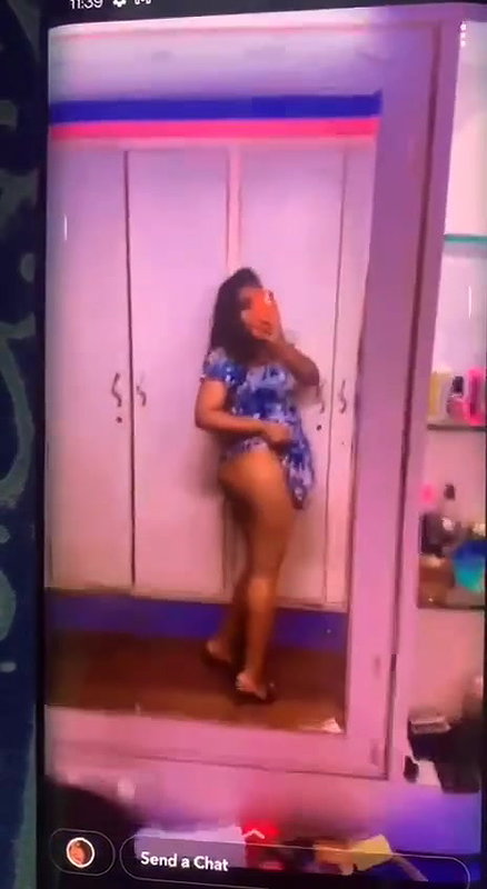 Snapchat girl showing big boobs viral leaked video