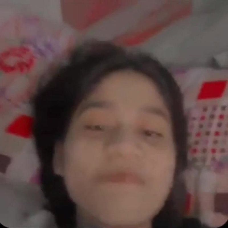 Bangladeshi sex chat girl showing her boobs