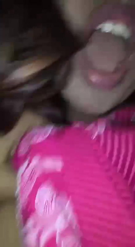 blonde hair Indian girl boobs show viral MMS