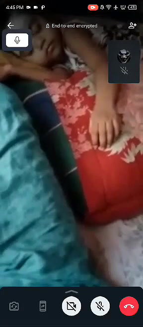 polo t shirt girl showing boobs on video call sex