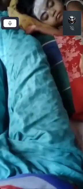 polo t shirt girl showing boobs on video call sex
