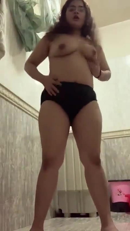 naughty hairy pussy Indian girl nude viral show