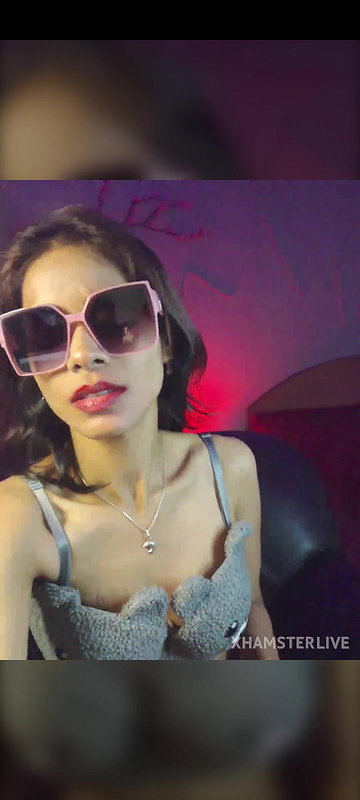 Ivy the goddesses tongue tease Stripchat