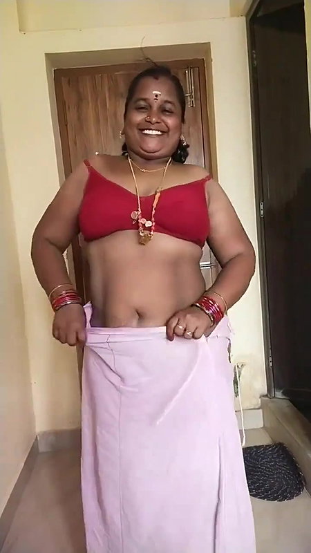 Tamil sex aunty removing bra and petticoat