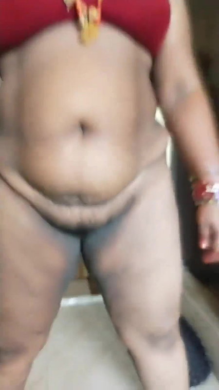 Tamil sex aunty removing bra and petticoat