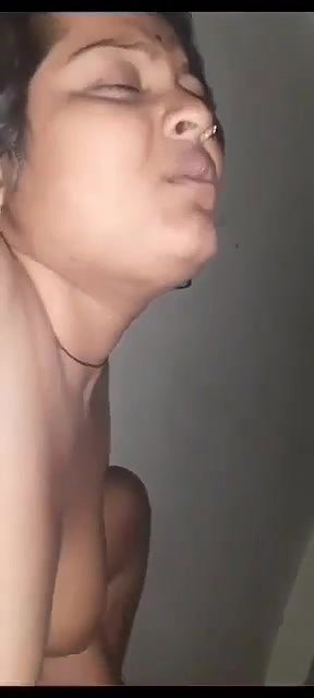beautiful bhabhi sex with horny expression