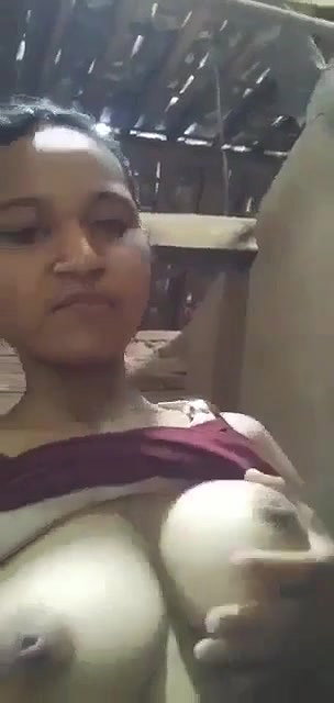 virgin village girl viral boob press selfie