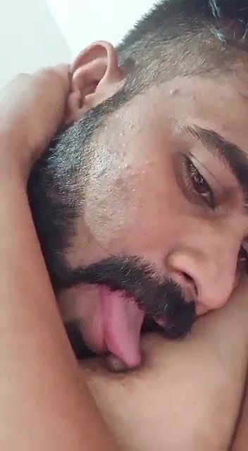 mallu hot wife nipple sucking and pussy licking