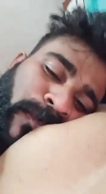 mallu hot wife nipple sucking and pussy licking