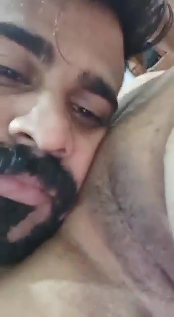 mallu hot wife nipple sucking and pussy licking