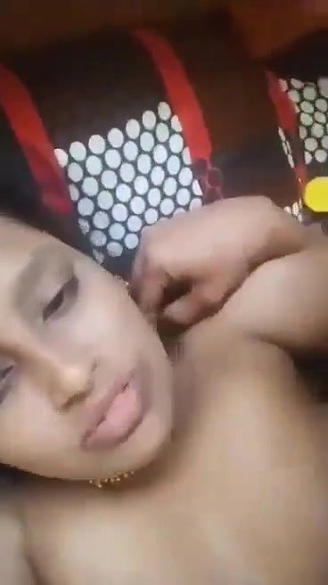 Telugu wife boob press and pussy fucking viral MMS