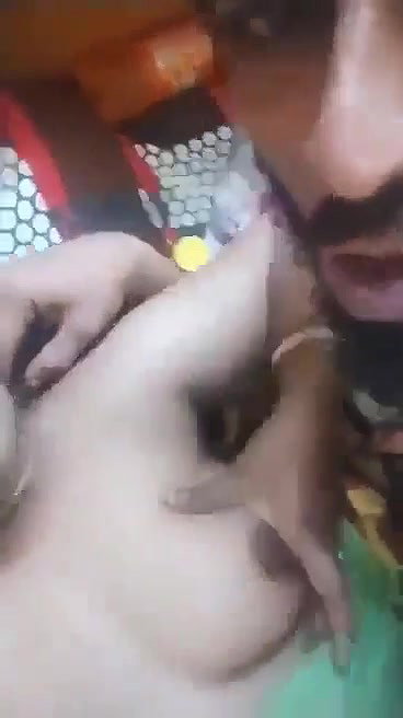 Telugu wife boob press and pussy fucking viral MMS